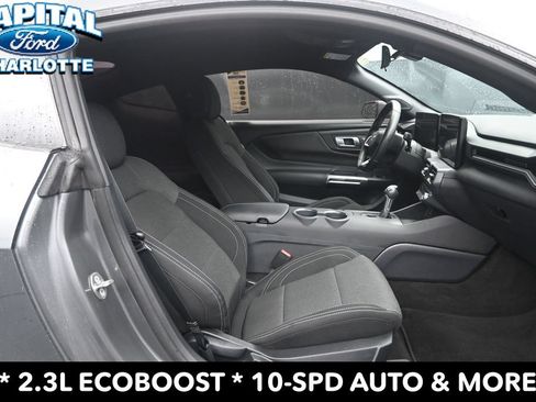 Used 2025 Ford Mustang Coupe RWD image 10