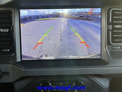 Used 2024 Ford Bronco Big Bend image 7