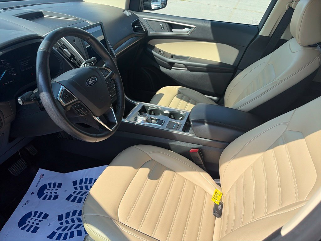 Used 2024 Ford Edge SEL AWD/4WD image 16