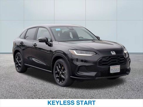 Certified 2025 Honda HR-V Sport image 4