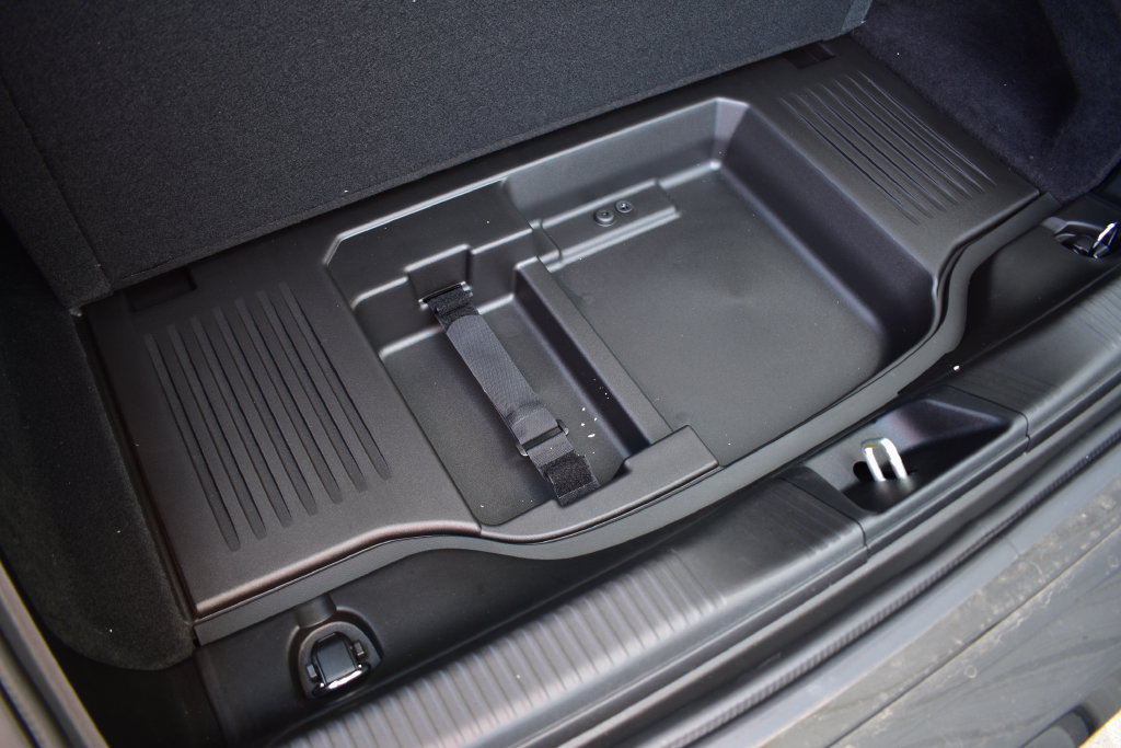 New 2026 Dodge Charger R/T AWD/4WD image 31
