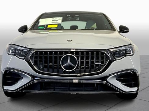 New 2026 Mercedes-Benz E 53 AMG e 4MATIC Sedan image 2