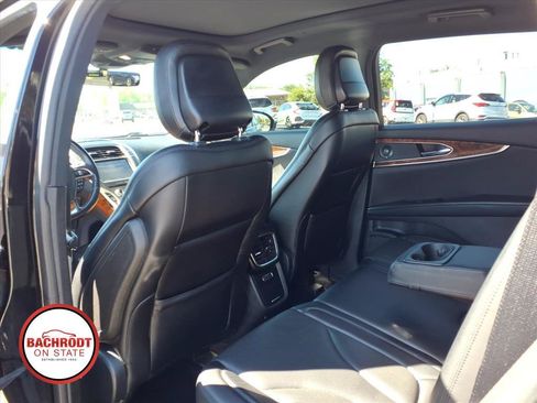 Used 2020 Lincoln Nautilus Reserve AWD/4WD image 25