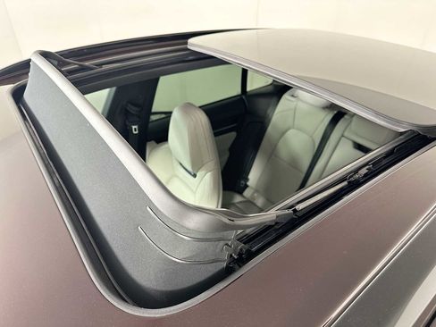 Used 2025 Porsche Macan Electric image 23