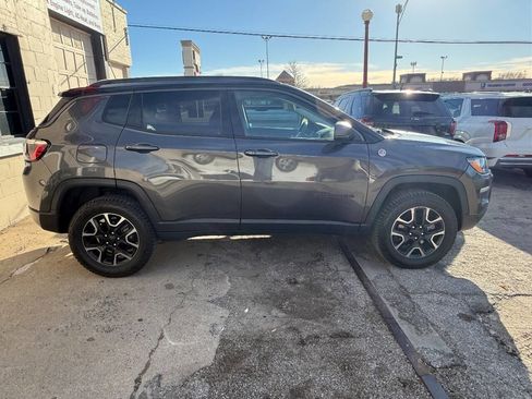 Used 2019 Jeep Compass Trailhawk w/ Cold Weather Group image 4