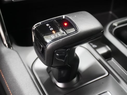 Used 2025 GMC Sierra 1500 AT4 w/ AT4 Premium Package AWD/4WD image 30