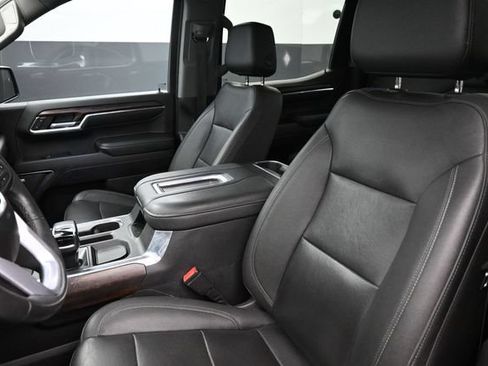 Used 2022 GMC Sierra 1500 SLT w/ SLT Convenience Package AWD/4WD image 15