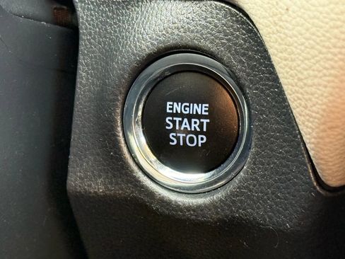 Used 2019 Toyota RAV4 XLE w/ Convenience Package image 37