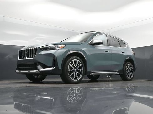 Used 2024 BMW X1 xDrive28i AWD/4WD image 38