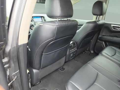 Used 2018 Nissan Pathfinder Platinum w/ Cargo Package AWD/4WD image 24