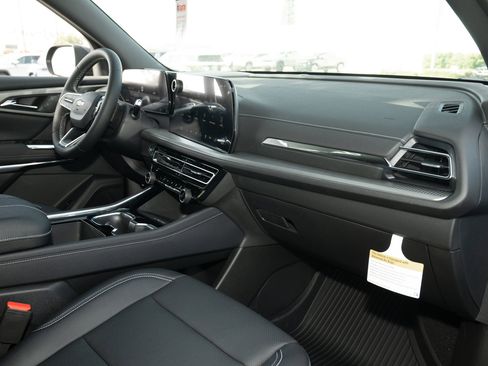 New 2026 Chevrolet Traverse LT w/ Driver Confidence Package image 38