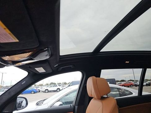 Used 2026 BMW X7 xDrive40i image 7