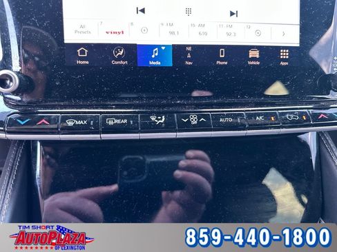 Used 2022 Jeep Wagoneer Series I AWD/4WD image 19