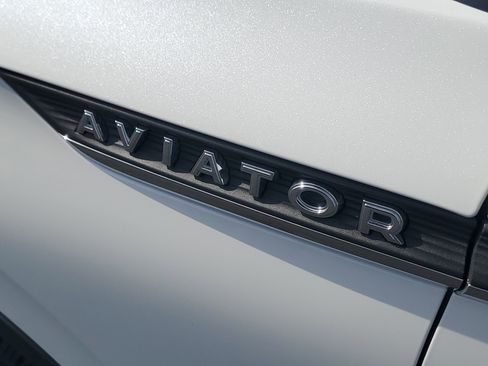 New 2026 Lincoln Aviator AWD image 7