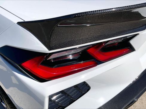 Used 2022 Chevrolet Corvette 2LT w/ Z51 Performance Package image 22