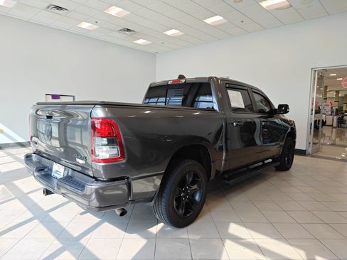 Used 2022 RAM 1500 Big Horn AWD/4WD image 3