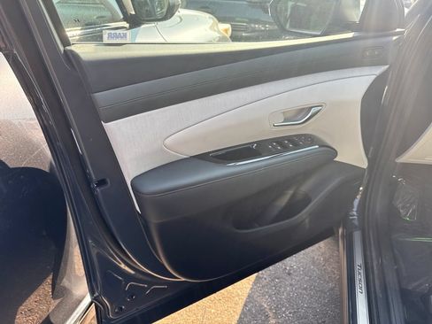Certified 2026 Hyundai Tucson Limited AWD/4WD image 16