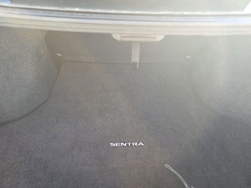 Used 2019 Nissan Sentra SV image 7