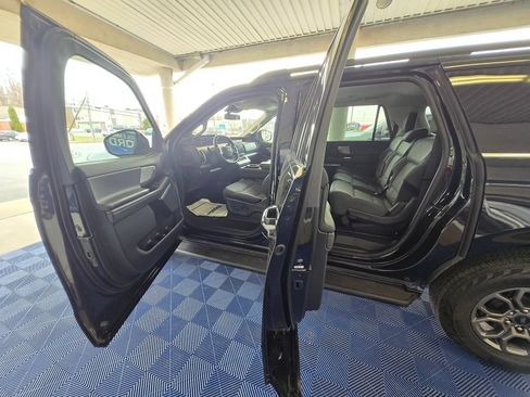 Used 2025 Ford Expedition Max Active AWD/4WD image 21