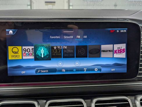 New 2026 Mercedes-Benz GLS 450 4MATIC image 25