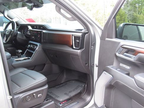 Used 2024 GMC Sierra 1500 Denali w/ Denali Reserve Package image 21