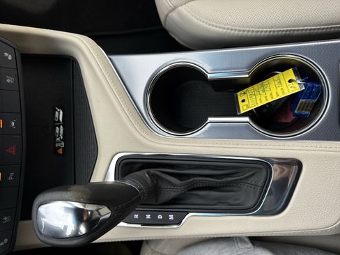 Certified 2025 Cadillac CT4 Premium Luxury image 20