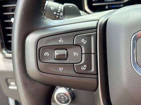 Used 2024 GMC Sierra 1500 AT4 w/ Technology Package AWD/4WD image 20