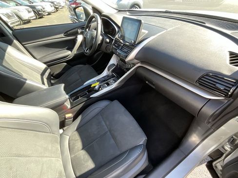 Used 2024 Mitsubishi Eclipse Cross SE image 12