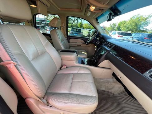 Used 2008 GMC Yukon Denali AWD/4WD image 32
