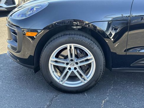 Used 2024 Porsche Macan image 28