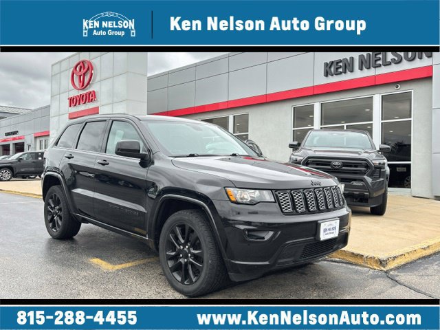 Used 2020 Jeep Grand Cherokee Altitude AWD/4WD image 1