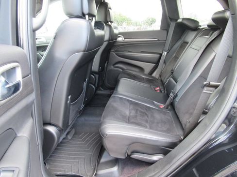 Used 2017 Jeep Grand Cherokee Altitude AWD/4WD image 35