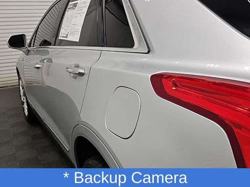 Used 2018 Cadillac XT5 Premium Luxury AWD/4WD image 7