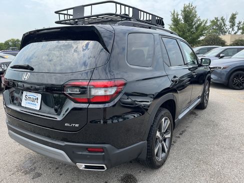 Certified 2024 Honda Pilot Elite image 5