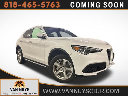 Used 2020 Alfa Romeo Stelvio image 1