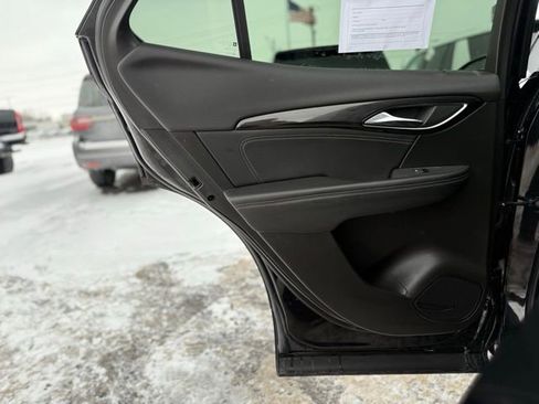 Used 2022 Buick Envision Preferred w/ Sport Touring Package image 8