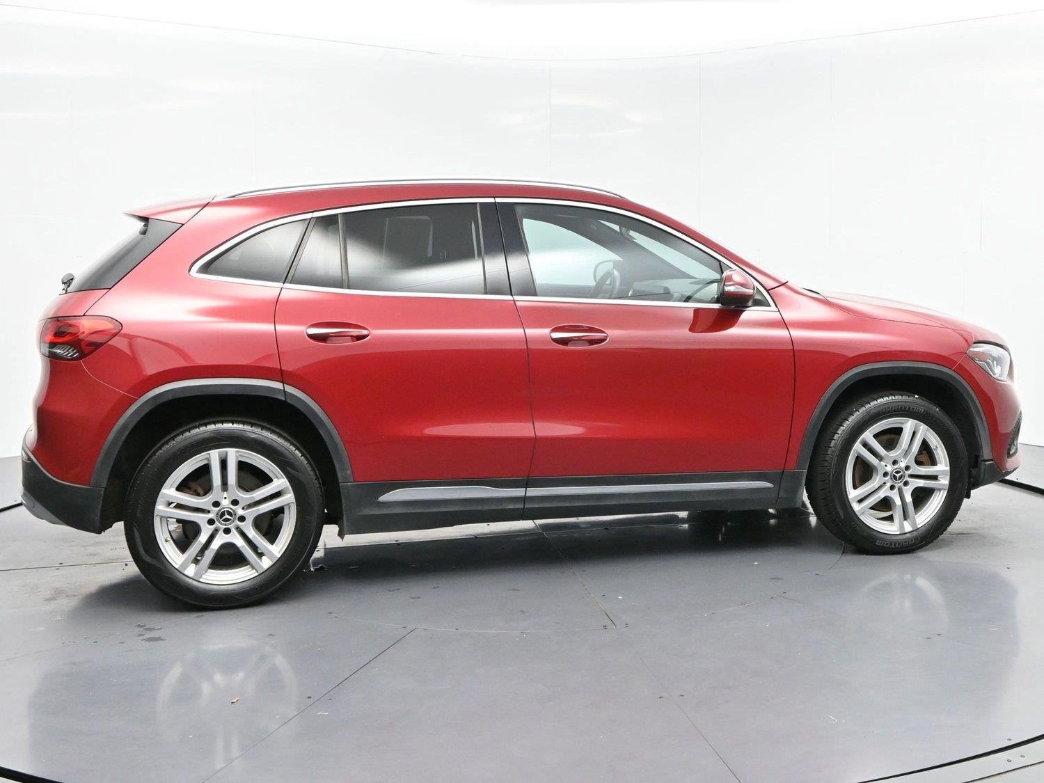 Used 2021 Mercedes-Benz GLA 250 w/ Premium Package image 8