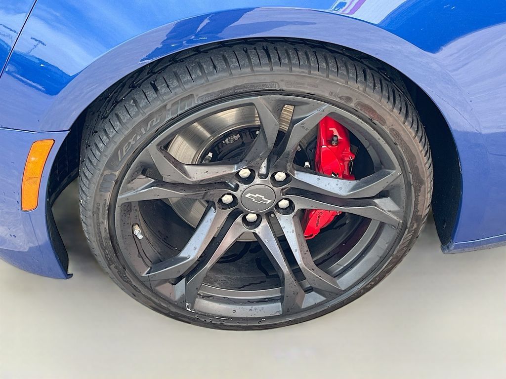 Used 2022 Chevrolet Camaro SS RWD image 30