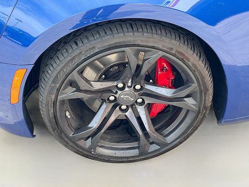 Used 2022 Chevrolet Camaro SS RWD image 30