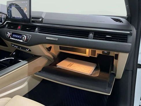 Used 2024 Audi A4 2.0T Premium Plus image 33