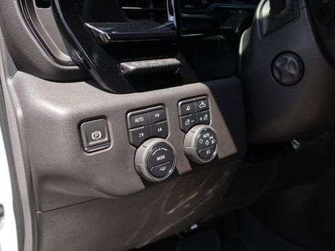 Used 2025 Chevrolet Silverado 1500 ZR2 w/ Technology Package AWD/4WD image 29
