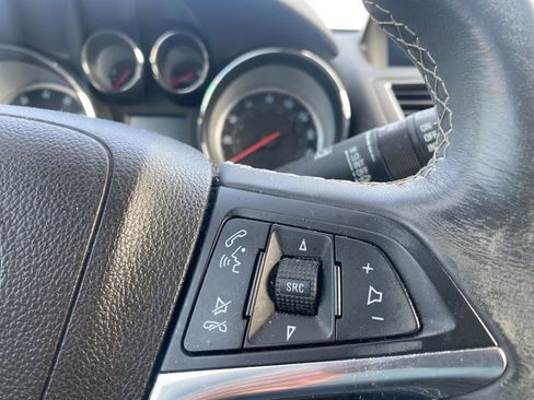 Used 2014 Buick Encore FWD image 24