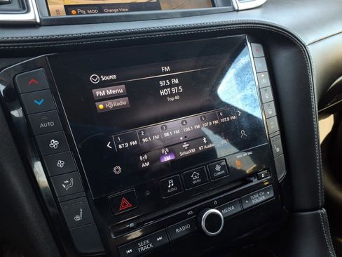 Used 2020 INFINITI QX50 Essential image 20