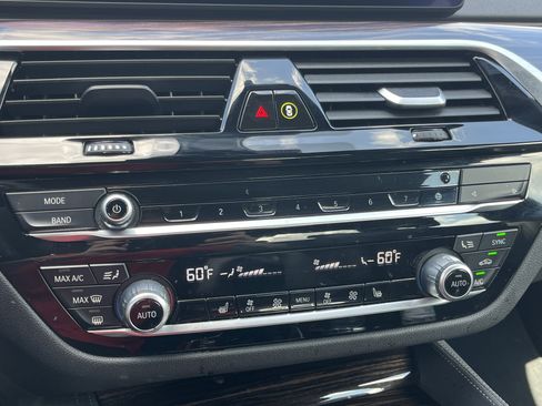 Used 2023 BMW 530i w/ M Sport Package image 6