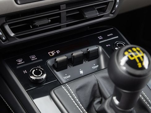 Certified 2022 Porsche 911 GT3 RWD image 27