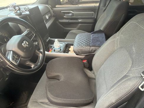 Used 2019 RAM 1500 Big Horn RWD image 10