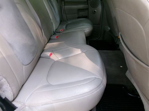Used 2005 Dodge Ram 1500 Truck SLT RWD image 25