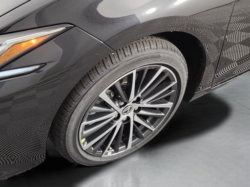 New 2025 Lexus ES 350 w/ Premium Package image 33