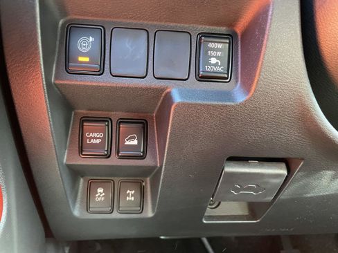 Used 2023 Nissan Frontier PRO-4X w/ Pro-4X Premium Package image 30