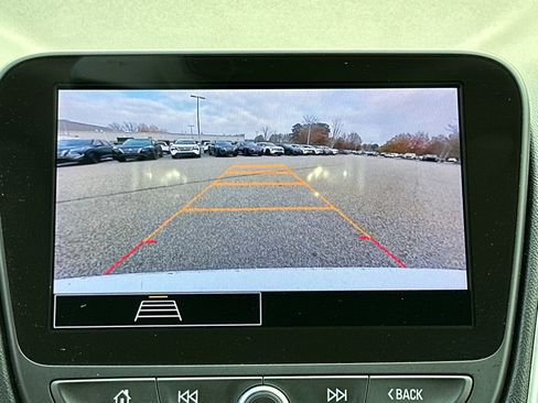 Used 2023 Chevrolet Malibu LT image 29